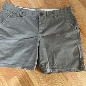 Perfect Boot-Cut Old Navy Favorite Khakis Sz10
